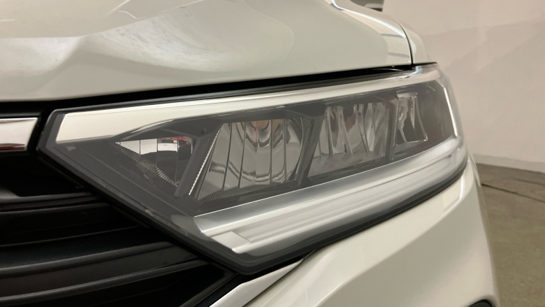 Volkswagen T-Roc 1.0 TSI Life 5dr Petrol Hatchback